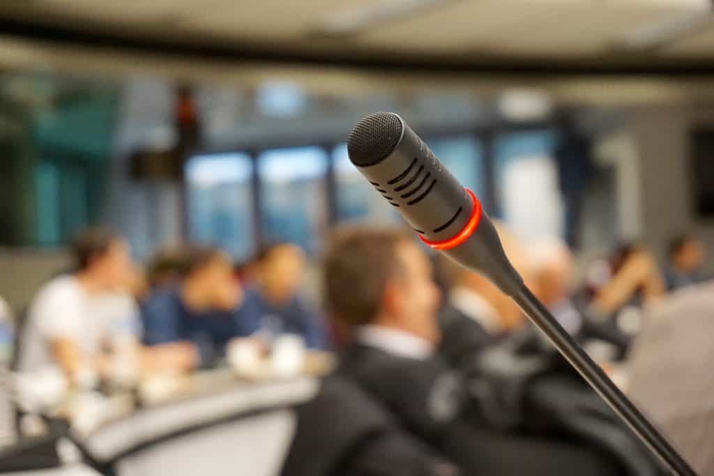 Ways Audio Conferencing Benefits Any Business
