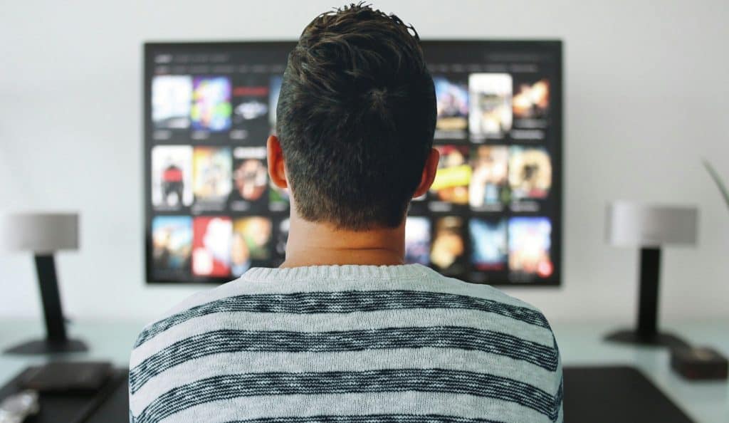 How Does Digital Television Service Differ From Cable Television